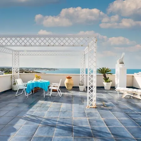 Ibisco - Attico Vista Mare Con Terrazza דירה