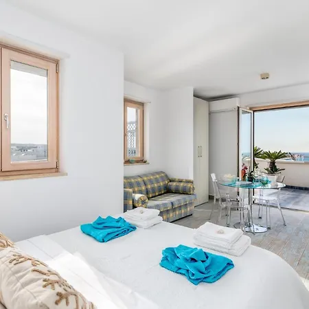 Ibisco - Attico Vista Mare Con Terrazza דירה פולינאנו א מארה